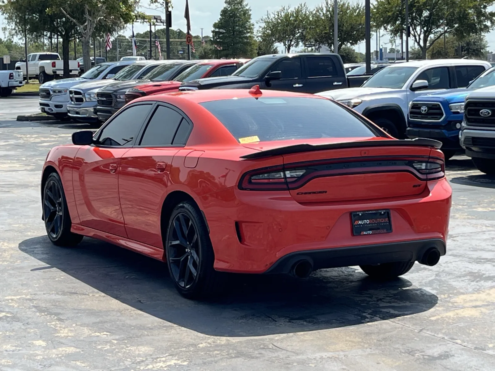 Dodge Charger photo 7