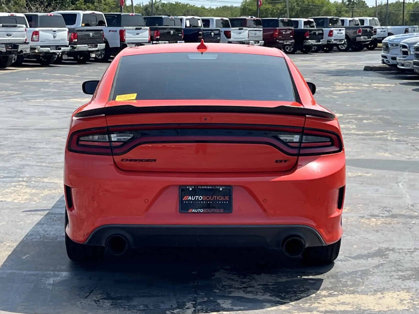 Dodge Charger photo 6