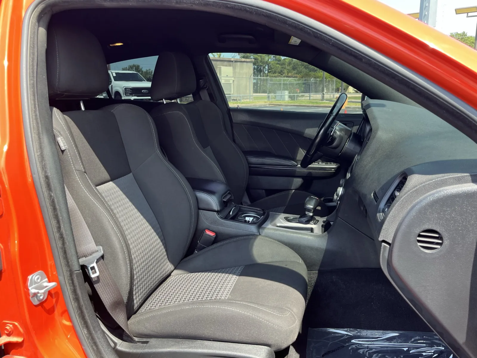 Dodge Charger photo 26