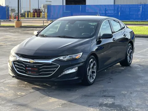 Another view of 2023 Chevrolet Malibu LT for sale in Alvin, TX at Auto Boutique Texas