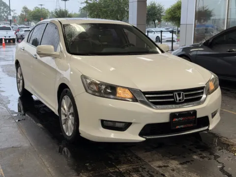 Photos of 2015 Honda Accord Sedan EX-L for sale in Alvin, TX at Auto Boutique Texas
