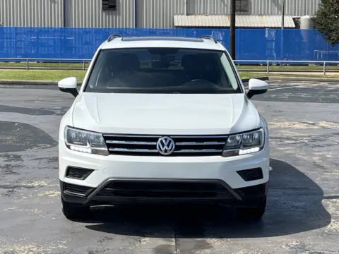 More photos of 2021 Volkswagen Tiguan SEL at Auto Boutique Texas, TX