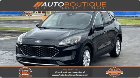 Black 2020 Ford Escape SE for sale in Alvin, TX