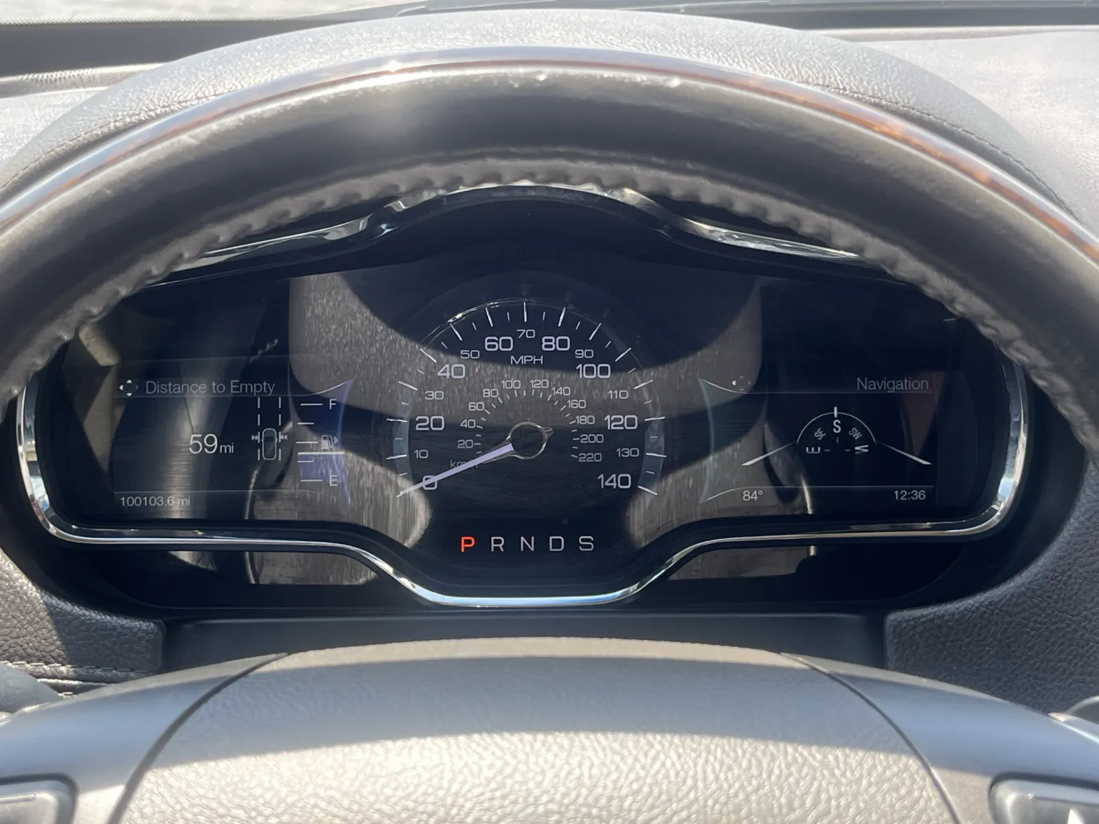 Lincoln MKT photo 21