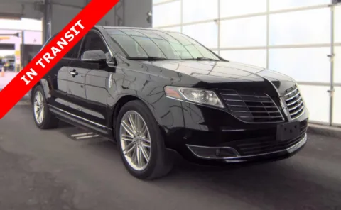 Another view of 2018 Lincoln MKT Reserve for sale in Alvin, TX at Auto Boutique Texas