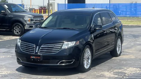 Black 2018 Lincoln MKT Reserve for sale in Alvin, TX