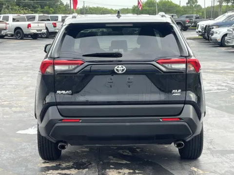 More photos of 2022 Toyota RAV4 XLE at Auto Boutique Texas, TX