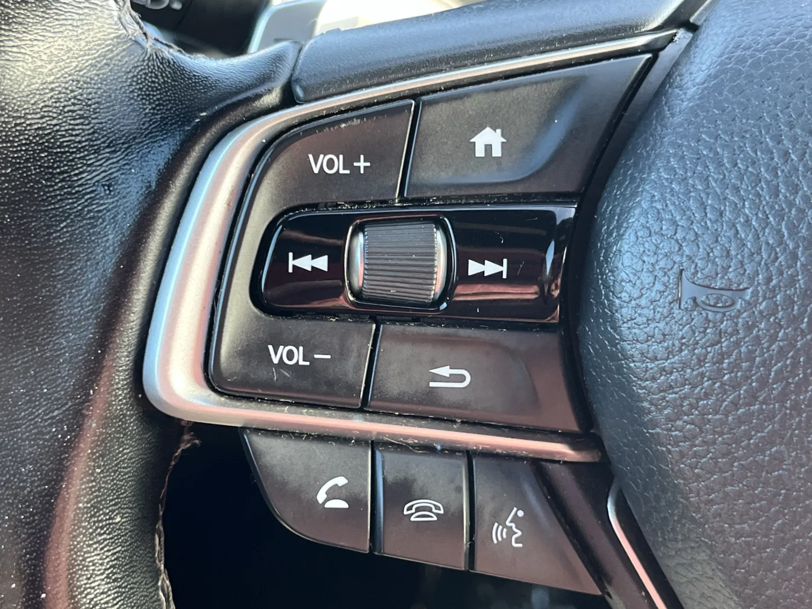Honda Accord photo 16