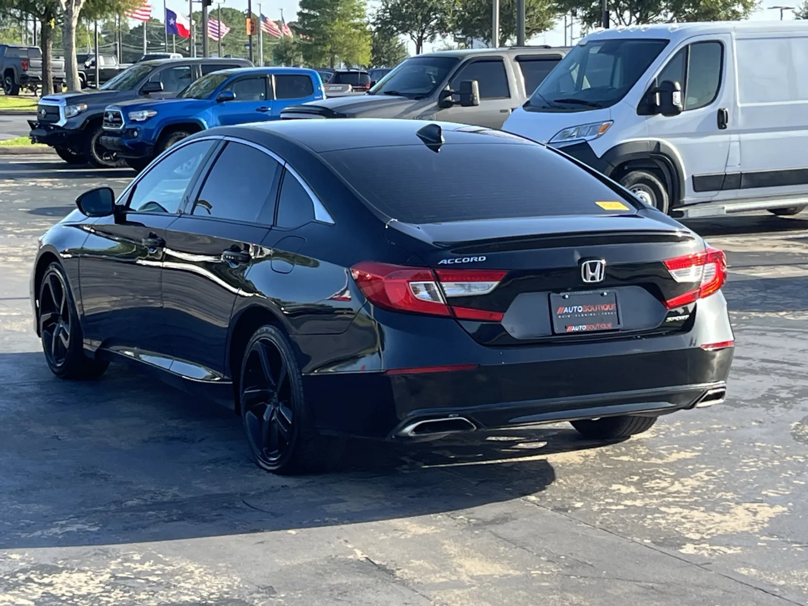 Honda Accord photo 8