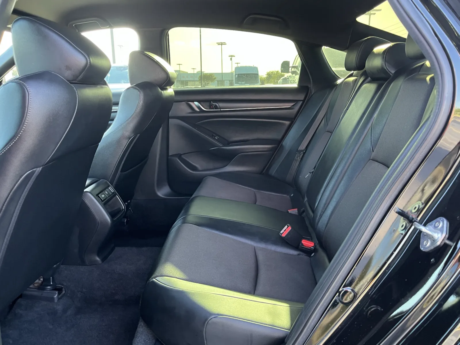 Honda Accord photo 26