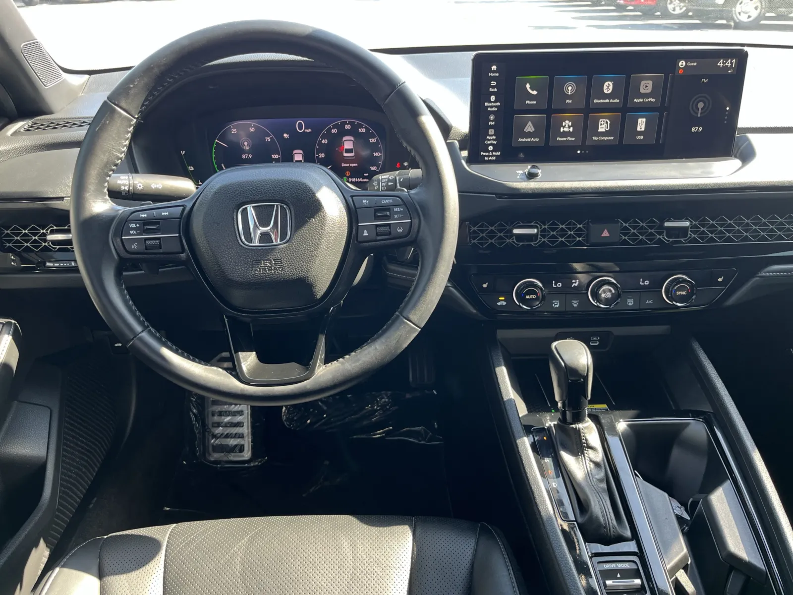 Honda Accord photo 16