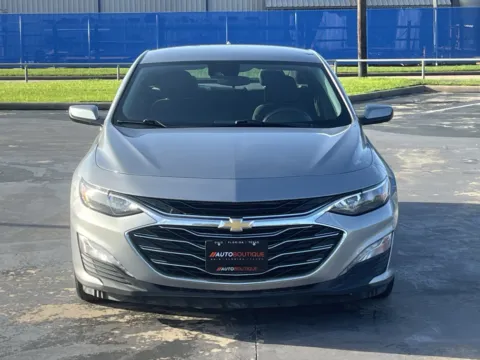 More photos of 2023 Chevrolet Malibu LT at Auto Boutique Texas, TX
