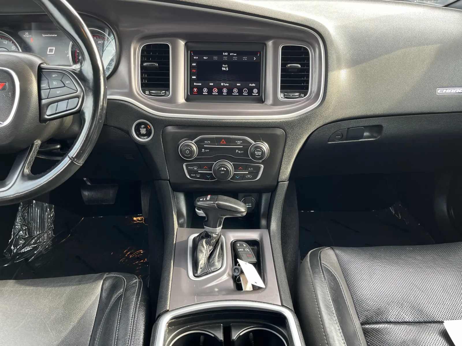 Dodge Charger photo 24