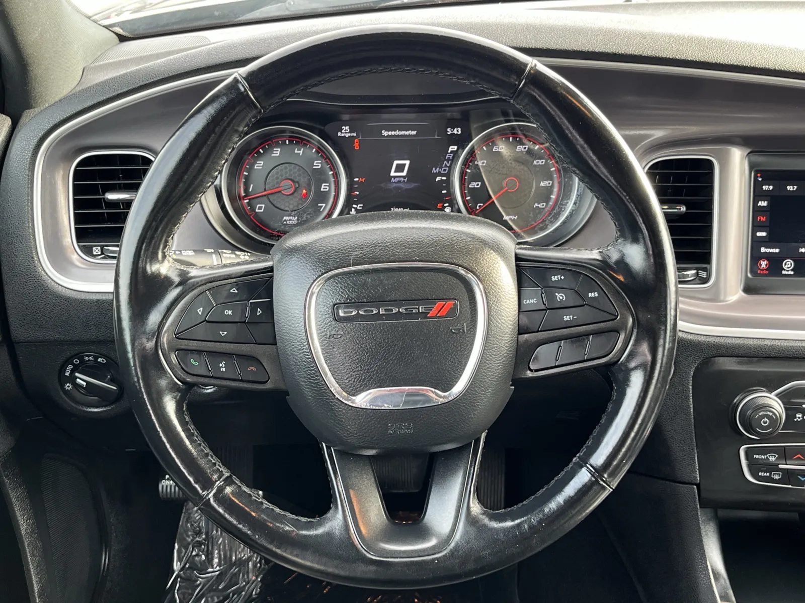 Dodge Charger photo 18