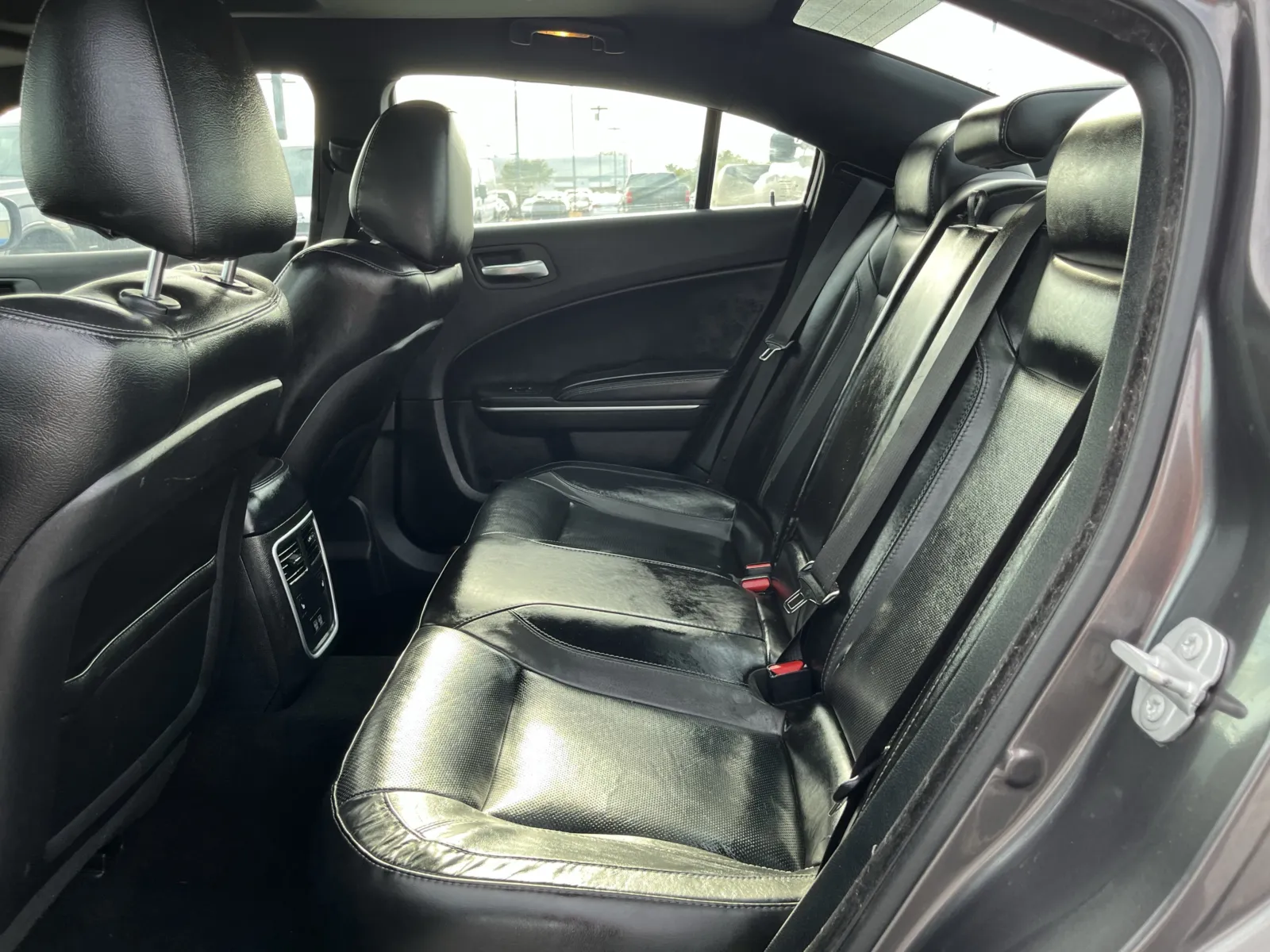 Dodge Charger photo 30