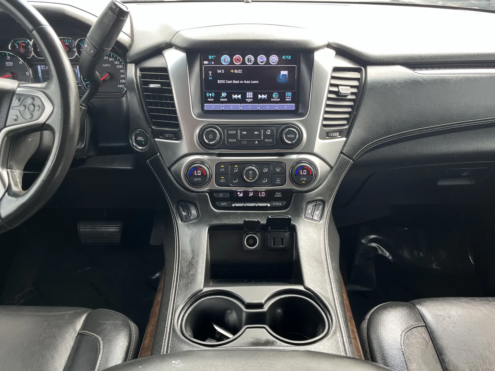 Chevrolet Tahoe photo 26