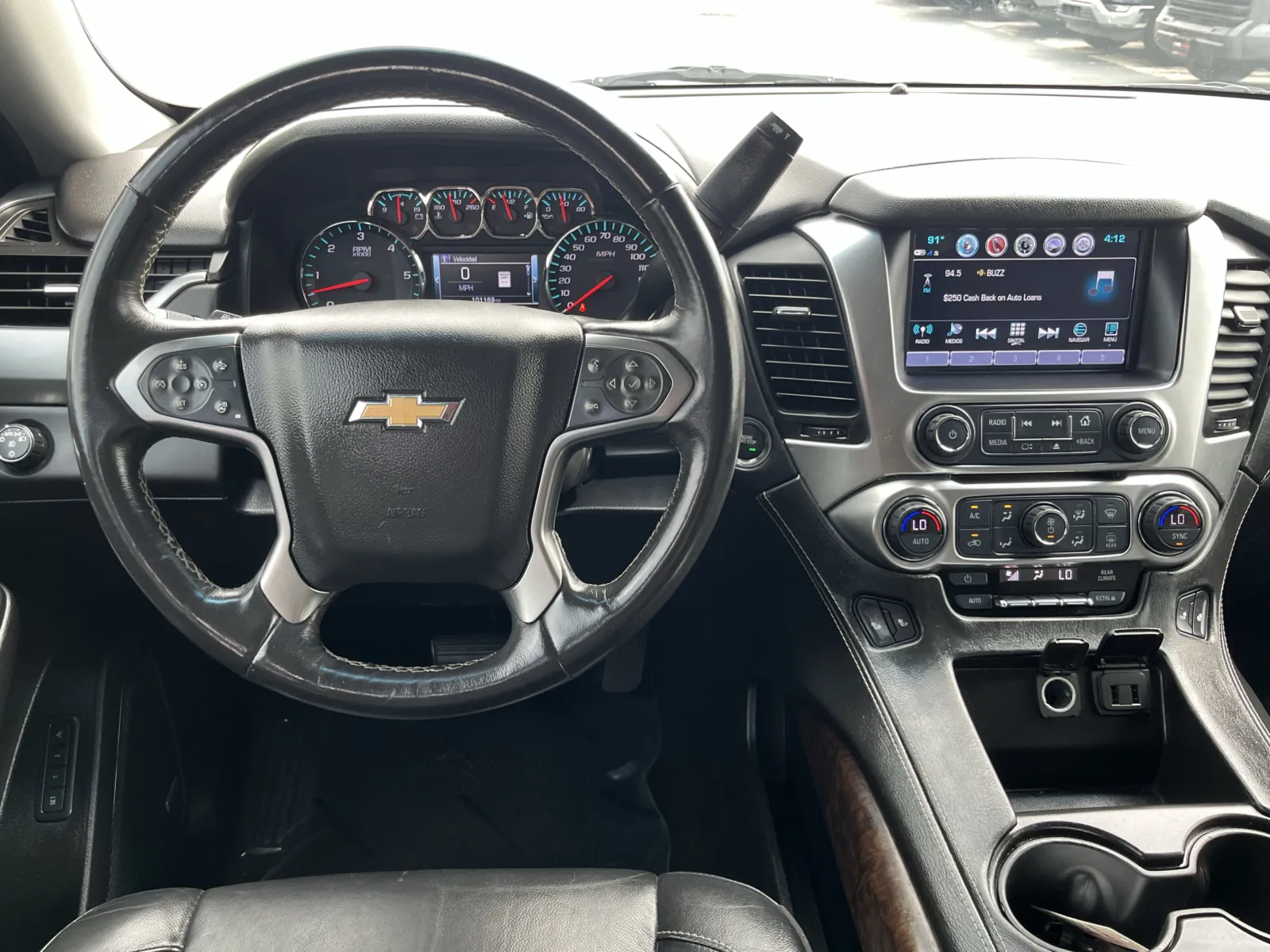 Chevrolet Tahoe photo 19