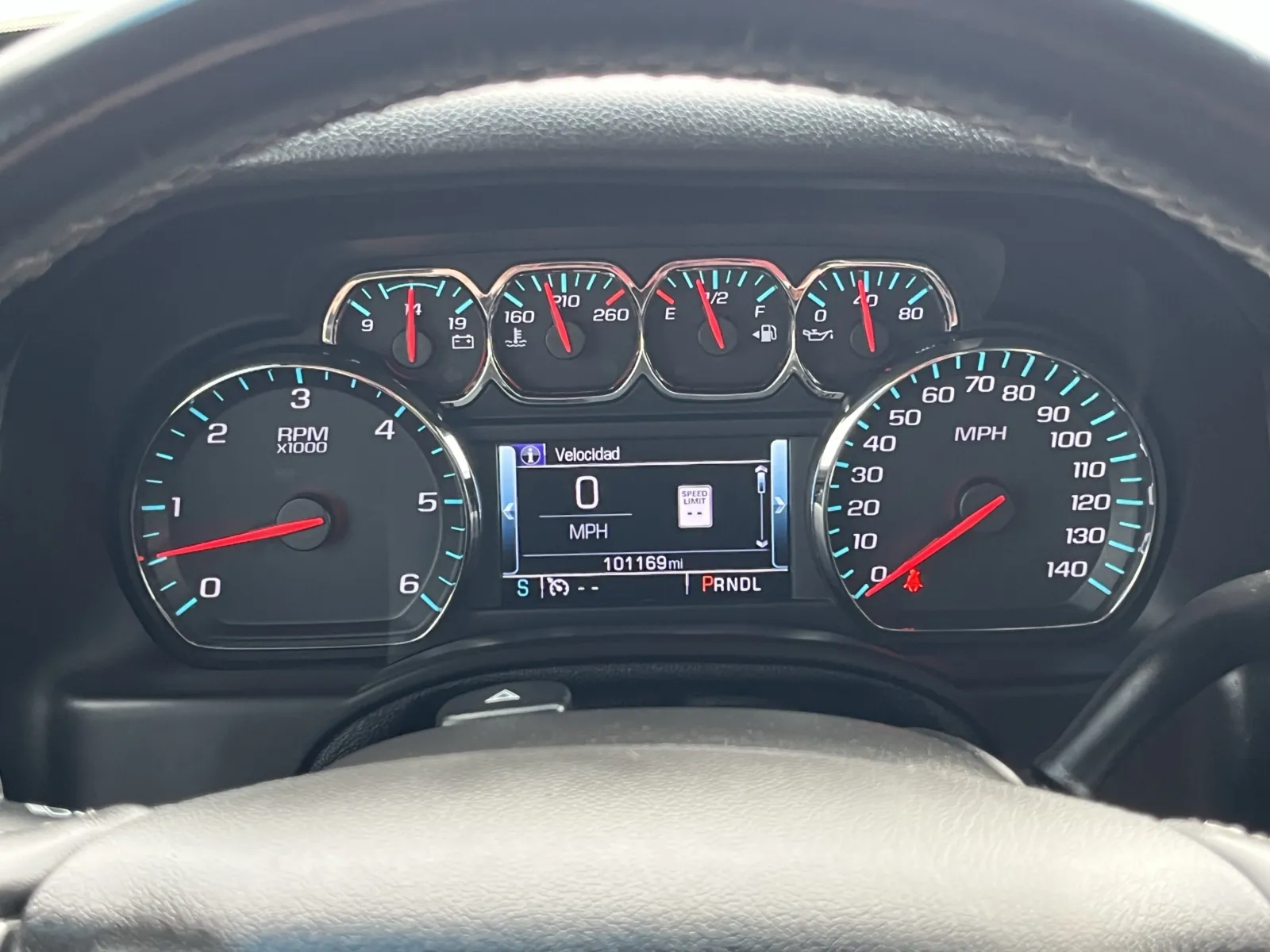 Chevrolet Tahoe photo 23
