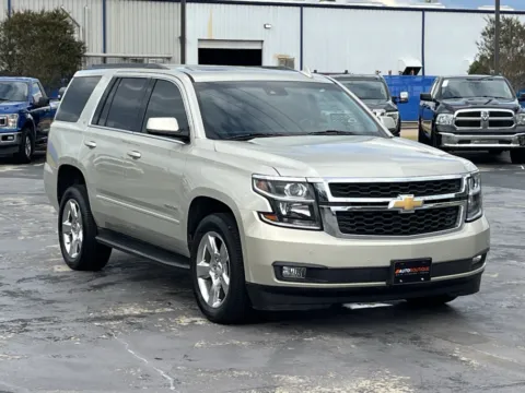 Another view of 2017 Chevrolet Tahoe LT for sale in Alvin, TX at Auto Boutique Texas
