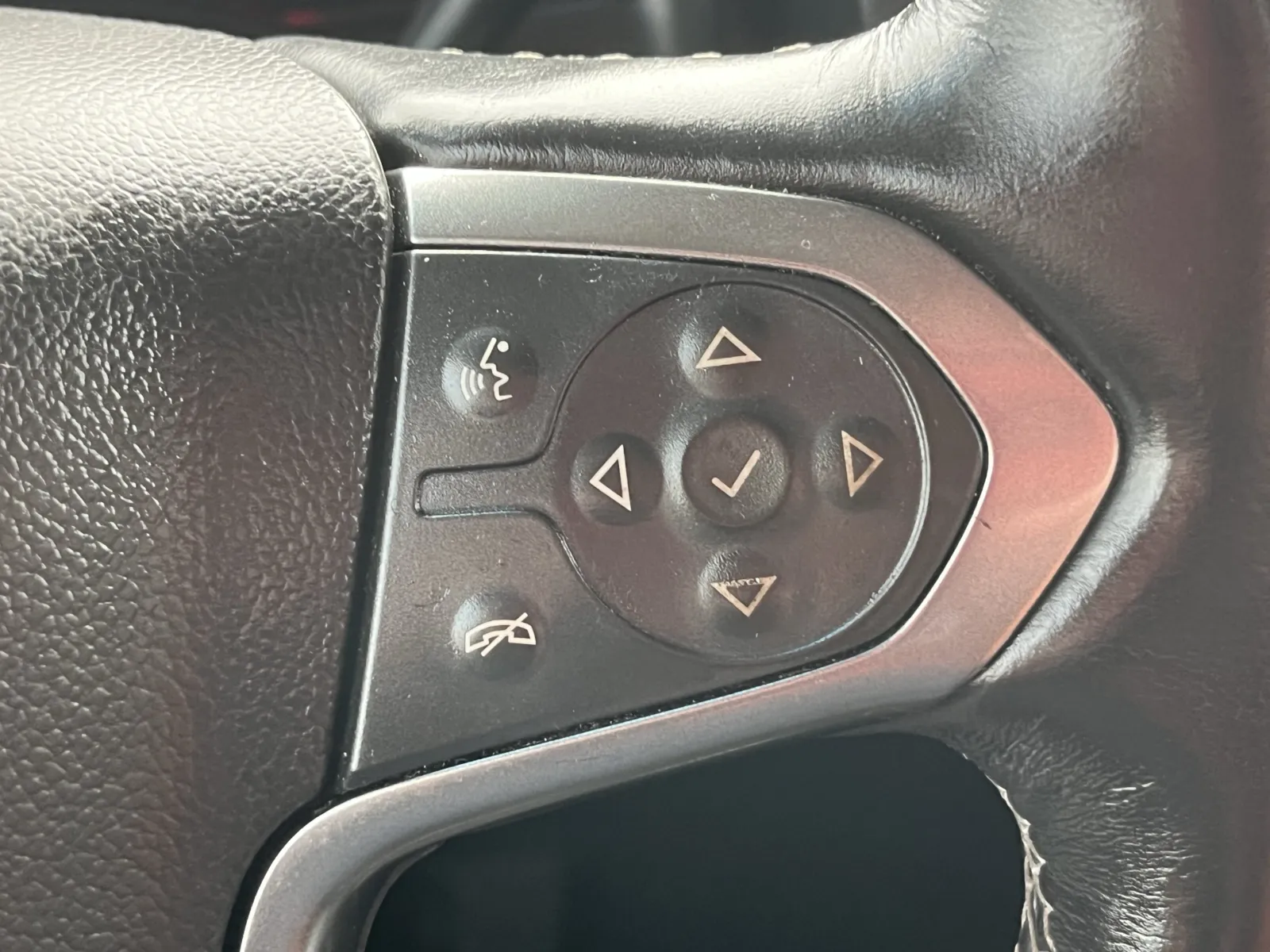 Chevrolet Tahoe photo 22