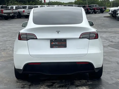 More photos of 2023 Tesla Model Y Long Range at Auto Boutique Texas, TX