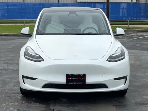 More photos of 2023 Tesla Model Y Long Range at Auto Boutique Texas, TX