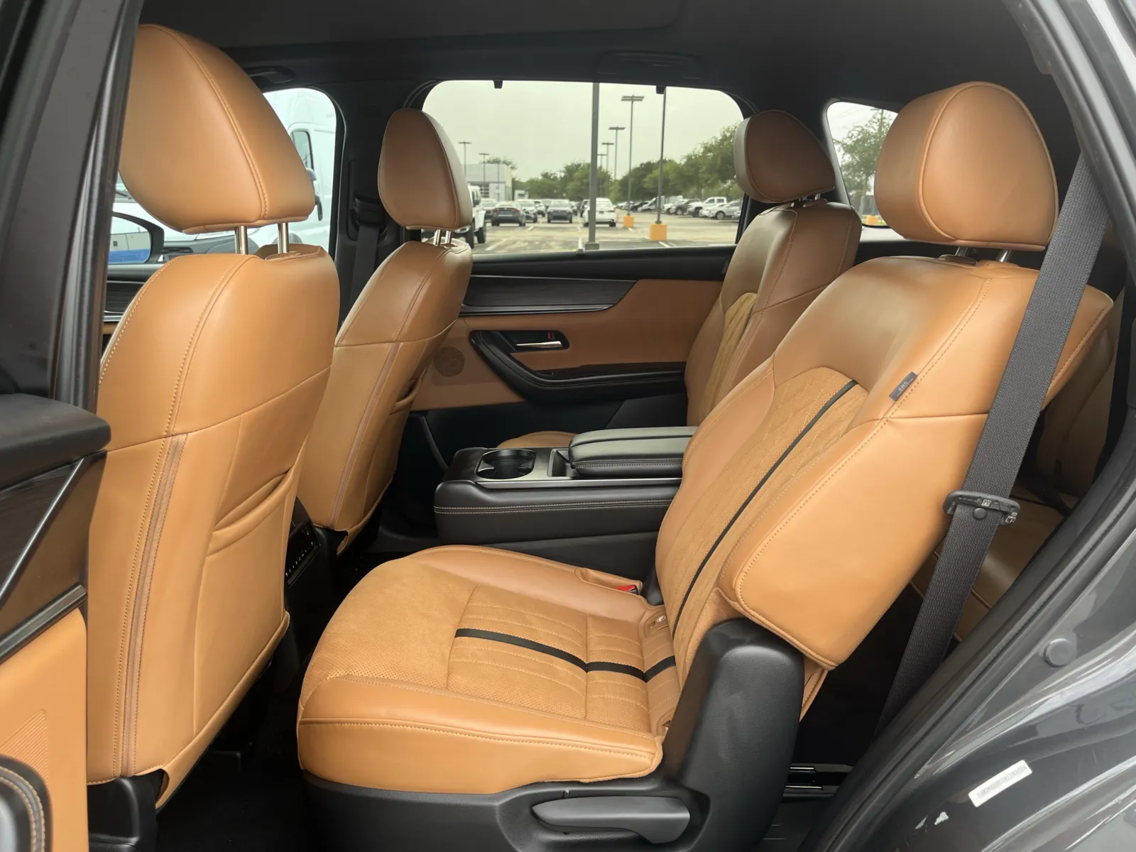 Mazda CX-90 photo 29