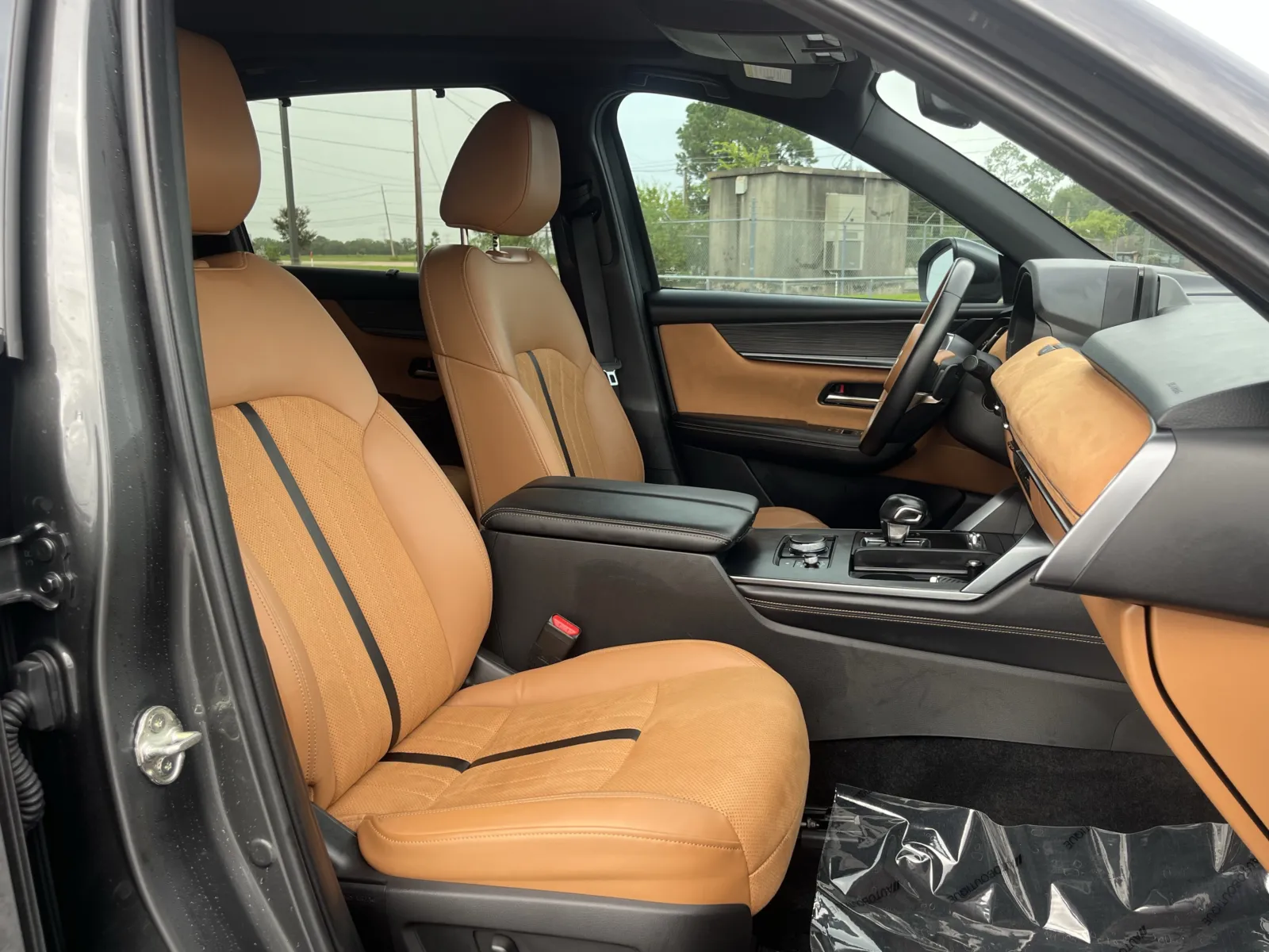 Mazda CX-90 photo 28
