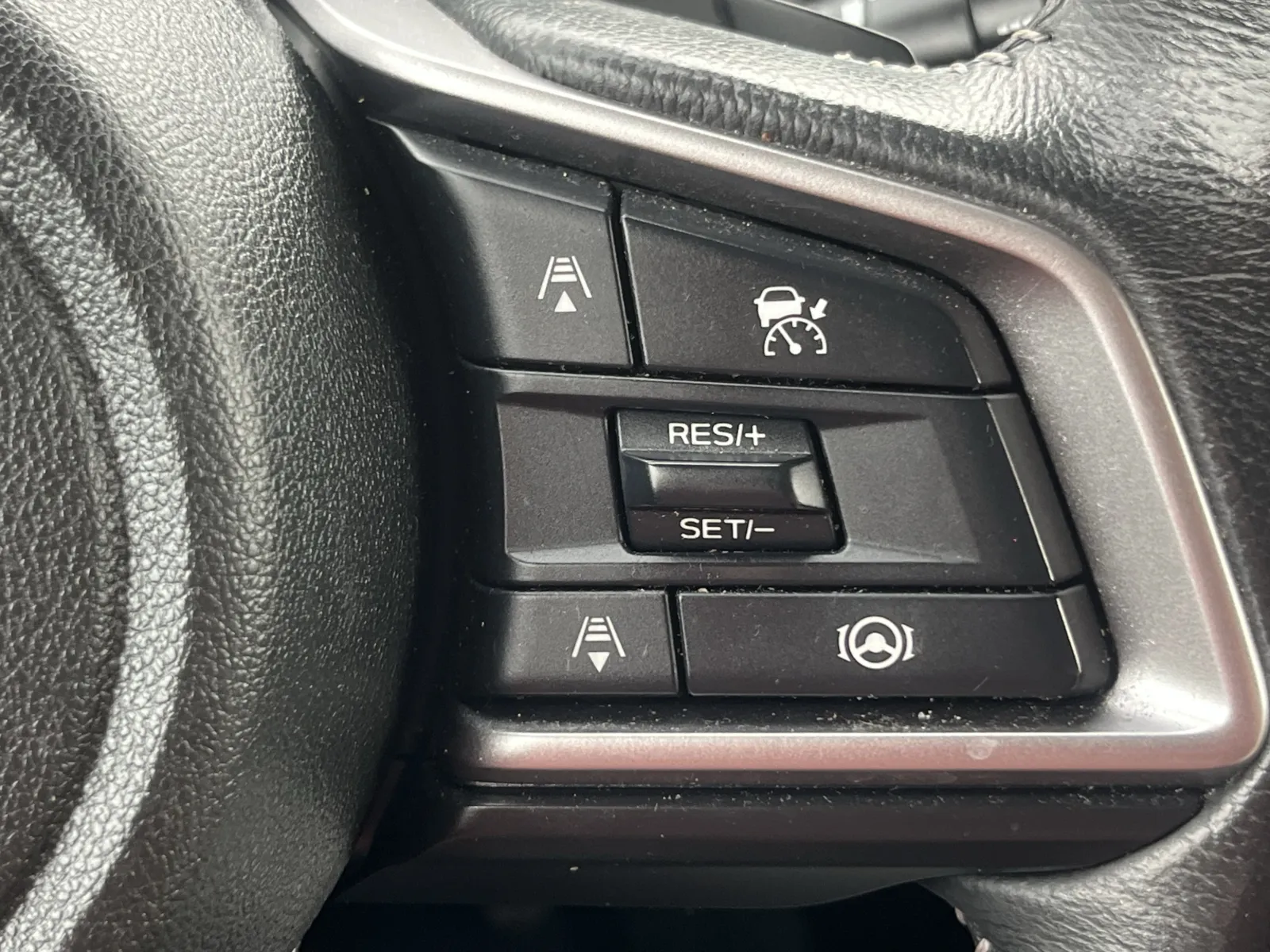 Subaru Ascent photo 18