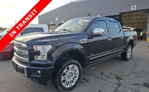 Black 2017 Ford F-150 Platinum for sale in Alvin, TX