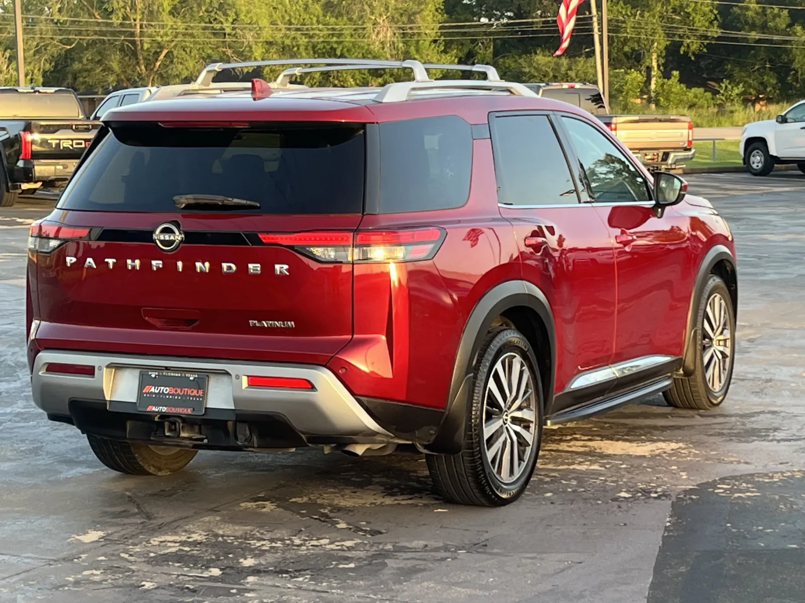 Nissan Pathfinder photo 7