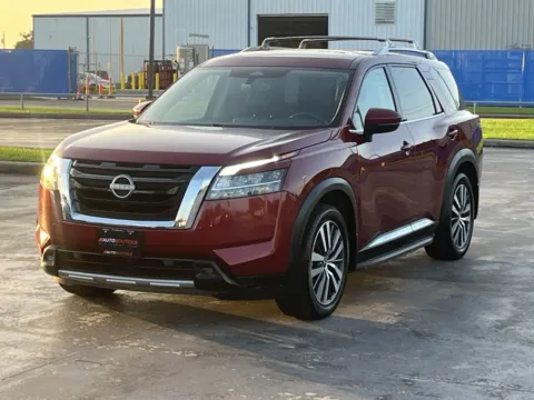 Another view of 2022 Nissan Pathfinder Platinum for sale in Alvin, TX at Auto Boutique Texas