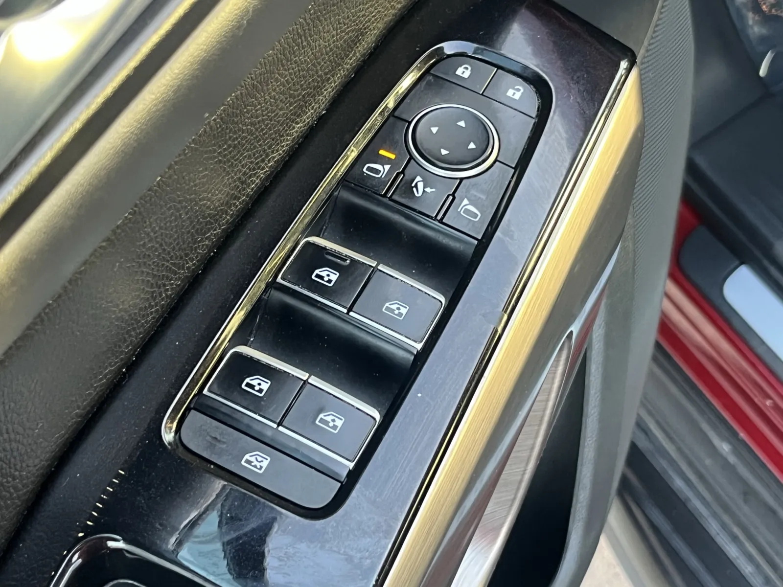 Nissan Pathfinder photo 22