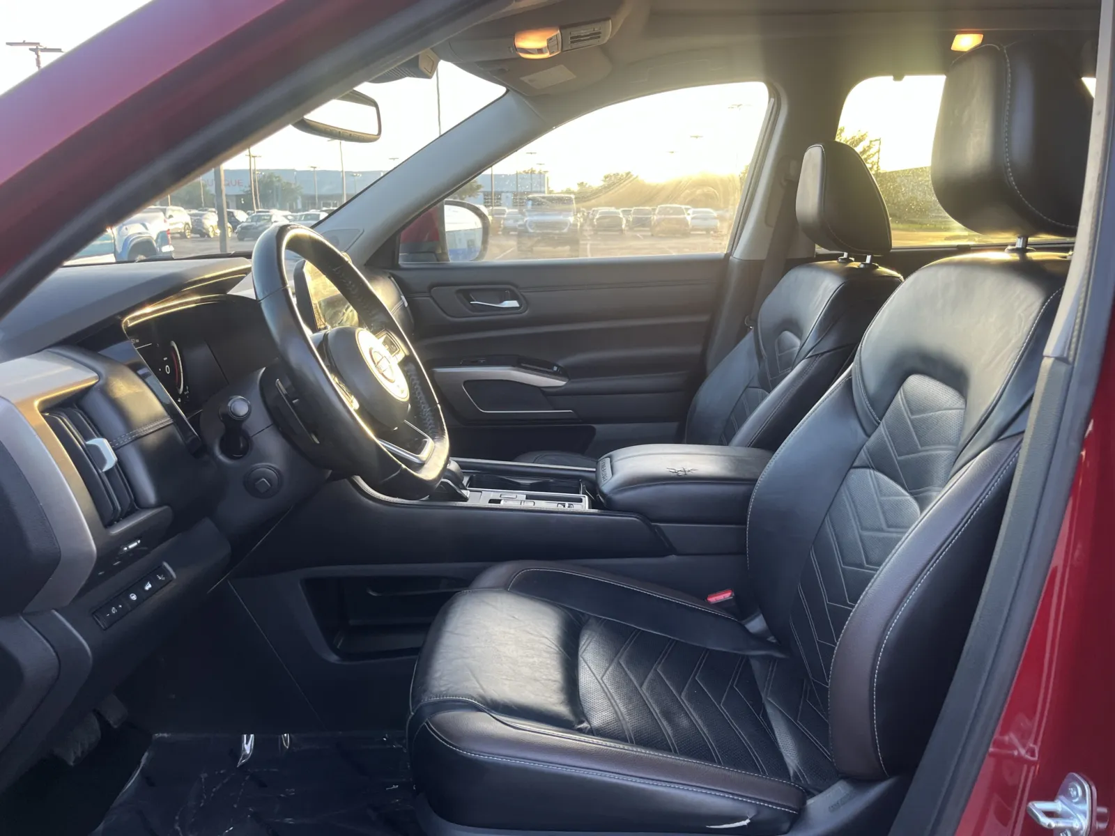 Nissan Pathfinder photo 25
