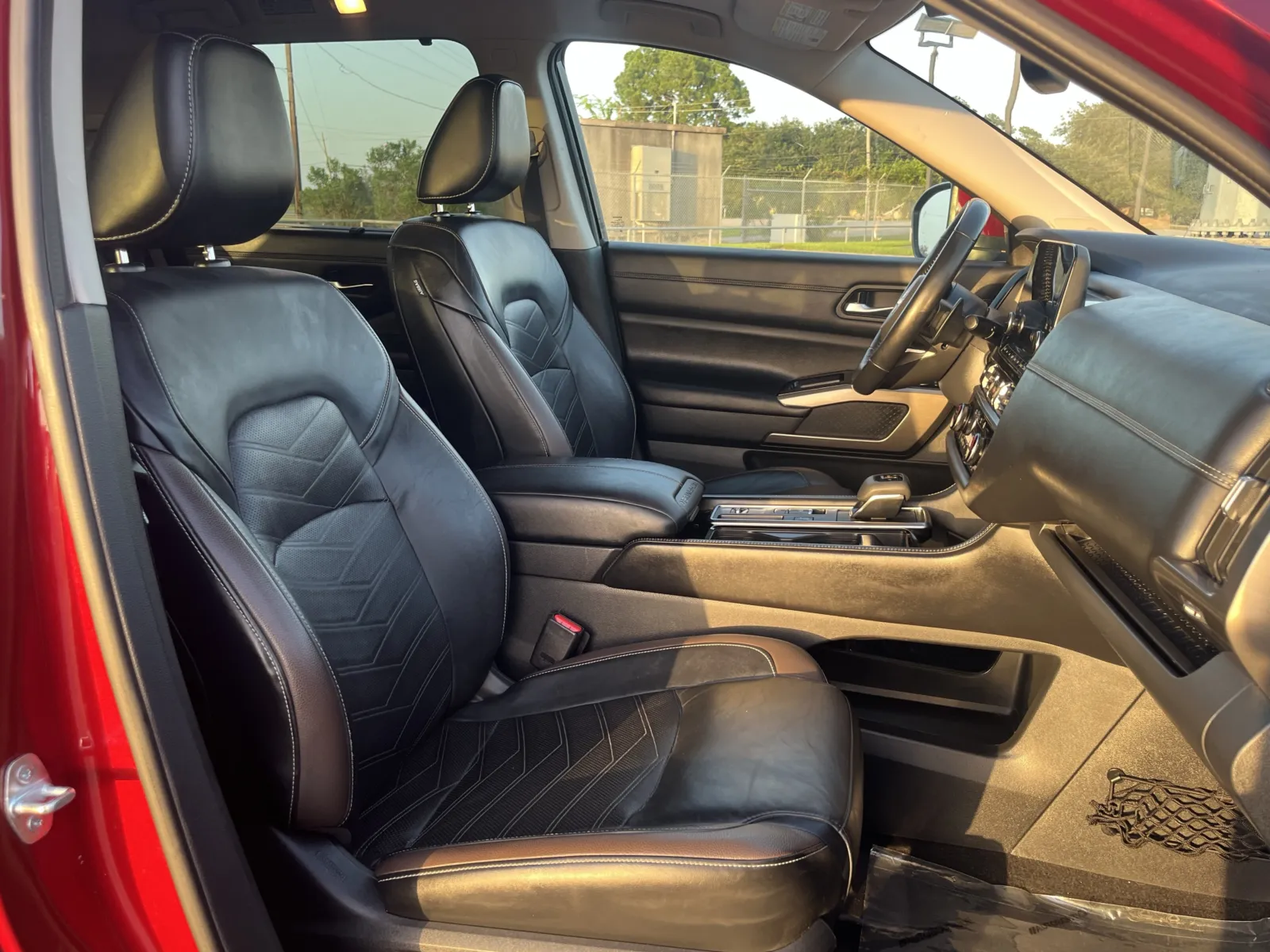 Nissan Pathfinder photo 26