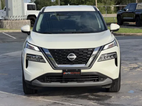 More photos of 2022 Nissan Rogue SV at Auto Boutique Texas, TX