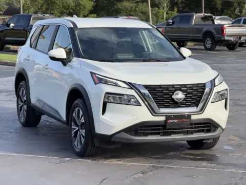 Photos of 2022 Nissan Rogue SV for sale in Alvin, TX at Auto Boutique Texas
