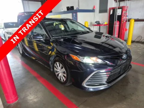 More photos of 2022 Toyota Camry Hybrid LE at Auto Boutique Texas, TX