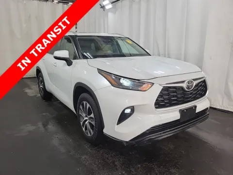 More photos of 2023 Toyota Highlander XLE at Auto Boutique Texas, TX