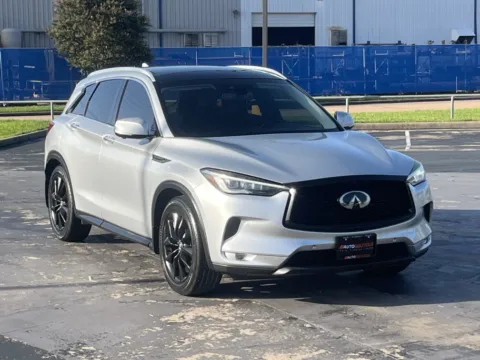 Photos of 2019 INFINITI QX50 ESSENTIAL for sale in Alvin, TX at Auto Boutique Texas