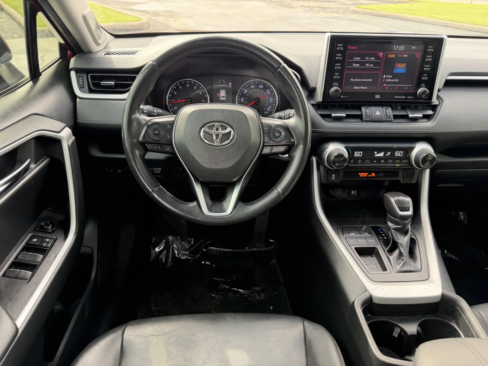 Toyota RAV4 photo 13