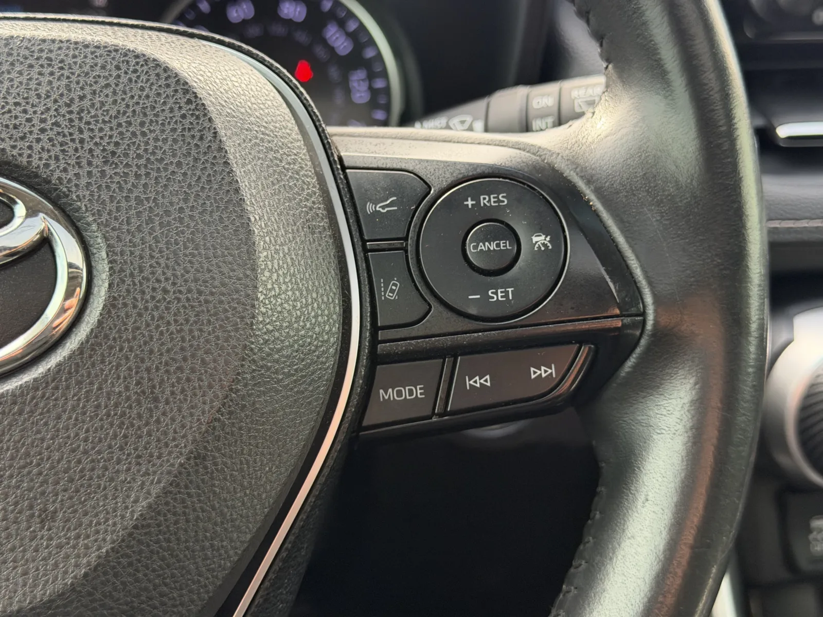 Toyota RAV4 photo 16
