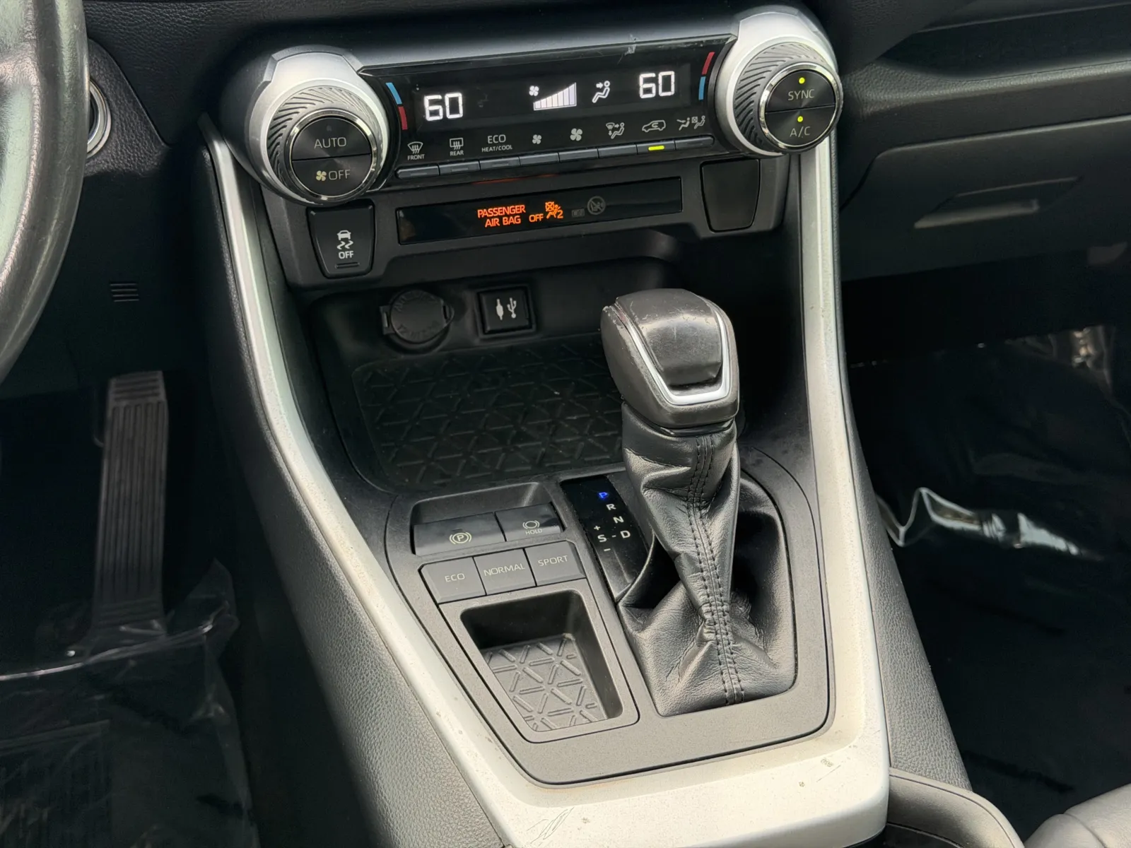 Toyota RAV4 photo 21