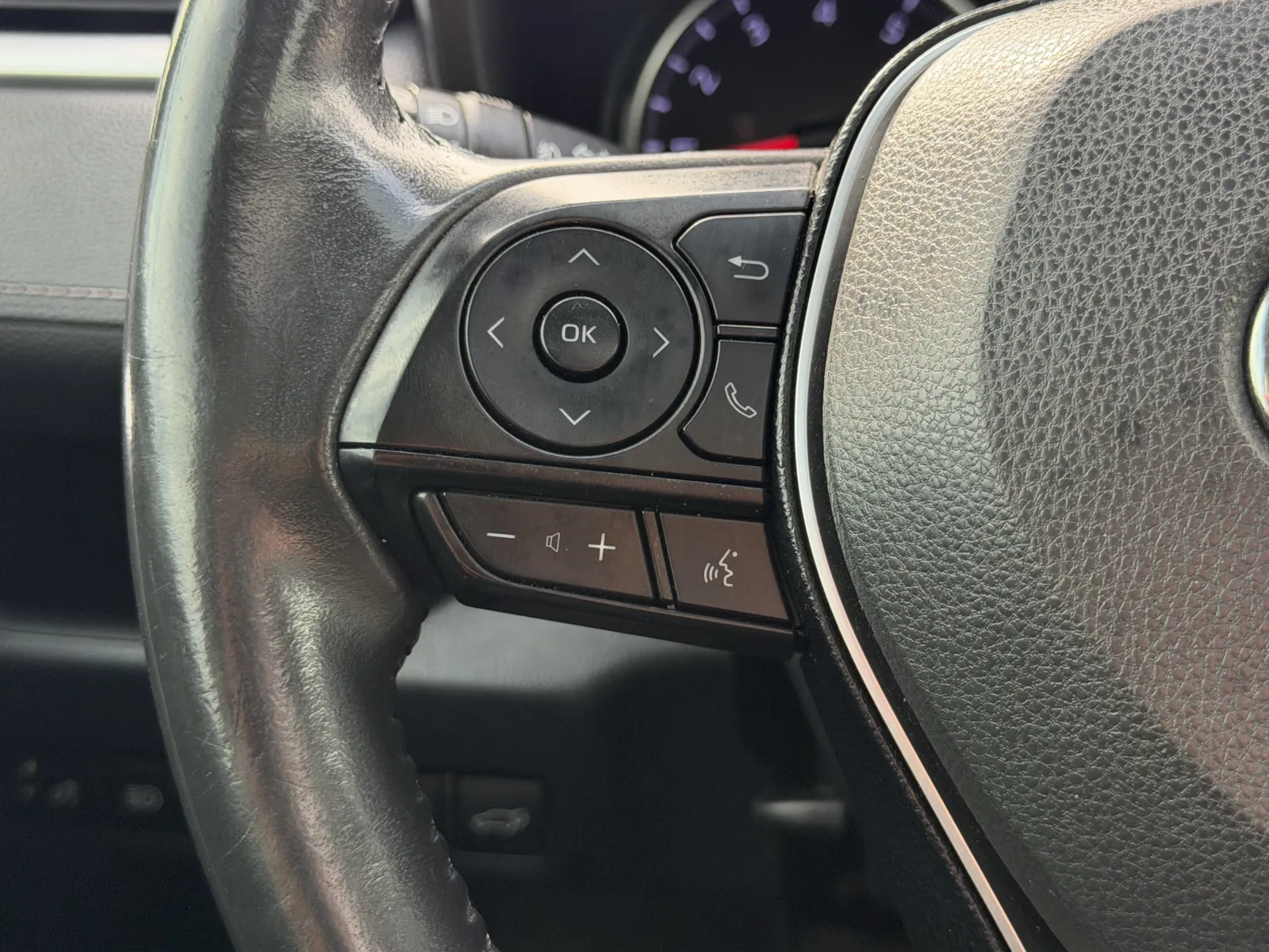 Toyota RAV4 photo 15