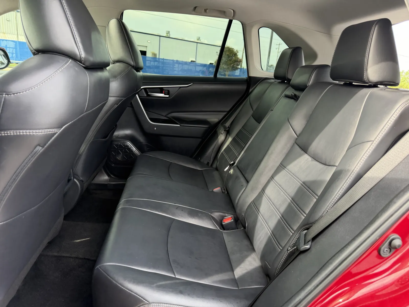 Toyota RAV4 photo 26