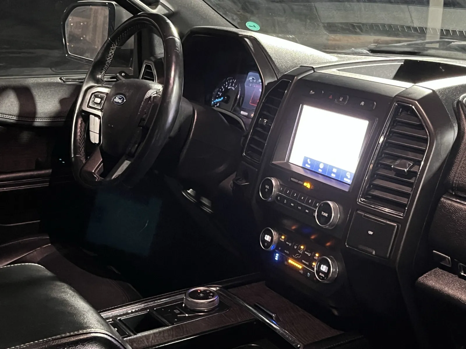Ford Expedition photo 14