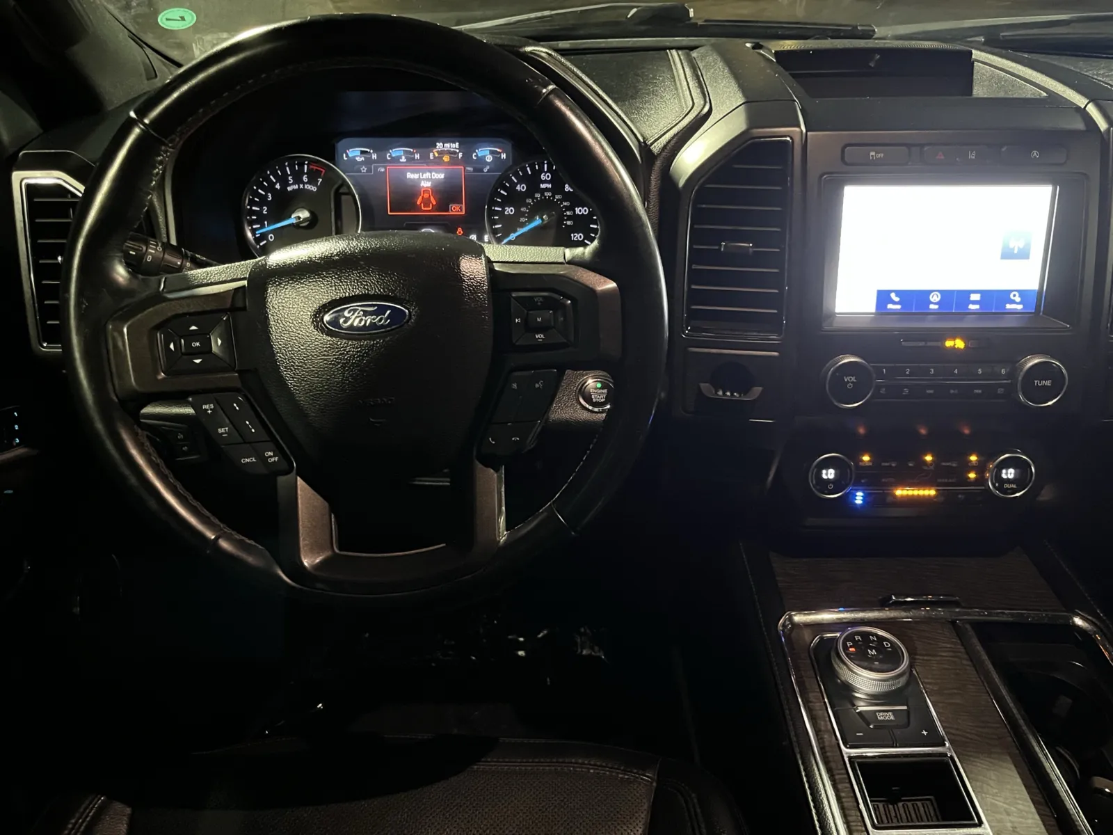 Ford Expedition photo 15