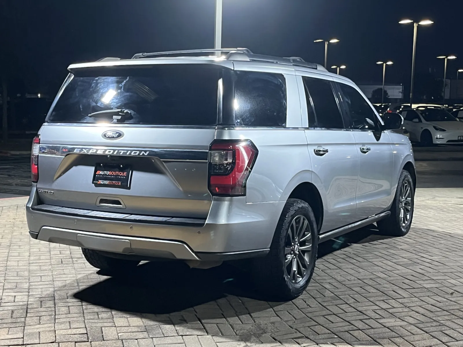 Ford Expedition photo 10