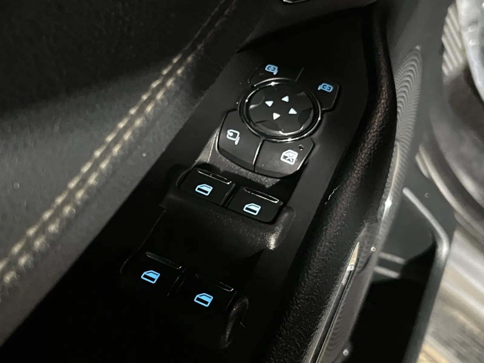 Ford Expedition photo 23