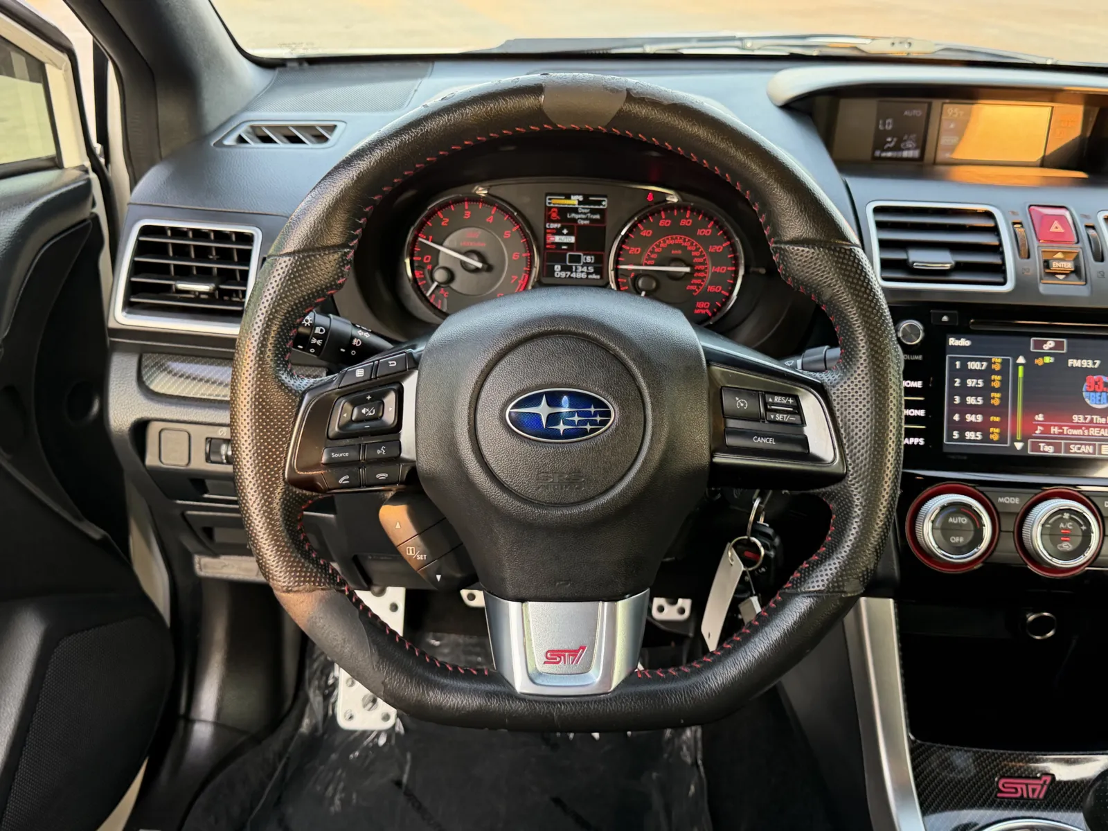 Subaru WRX photo 12